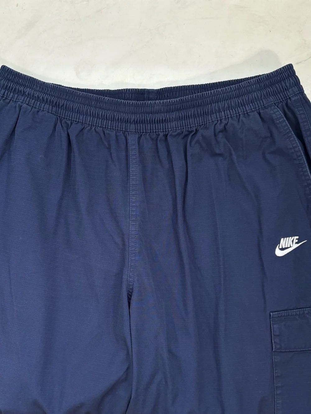 Nike Men’s 2XL Navy Blue Club Woven Cargo Pants Athletic Streetwear Baggy Y2K